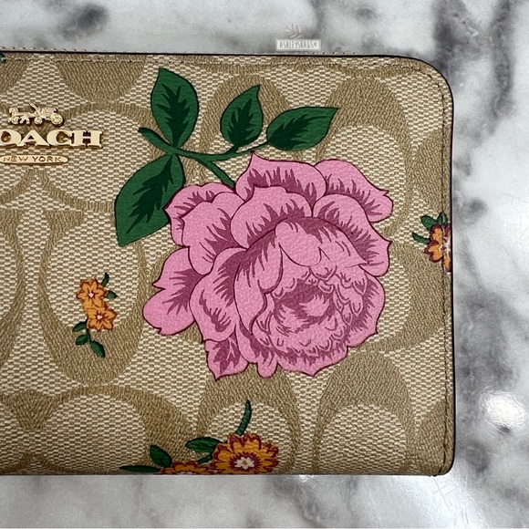 Coach Rose Prairie Signature Large Accordion Zip Wallet - Picture 3 of 10